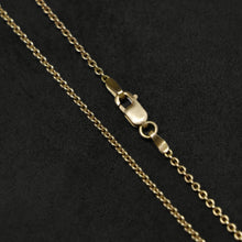 Load image into Gallery viewer, Chain closeup of Journey 18K Yellow Gold necklace with clasp by Caps Brothers